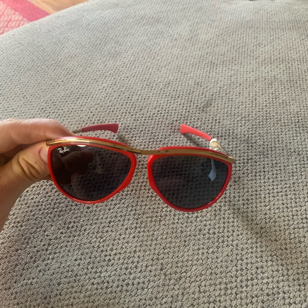 Ray-Ban Red Cat-Eye Sunglasses